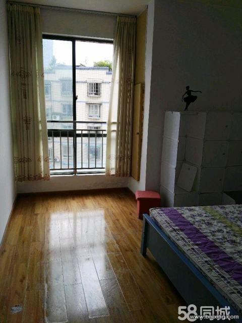 香港路 航天罗庄 3室2700元/月 商住两用